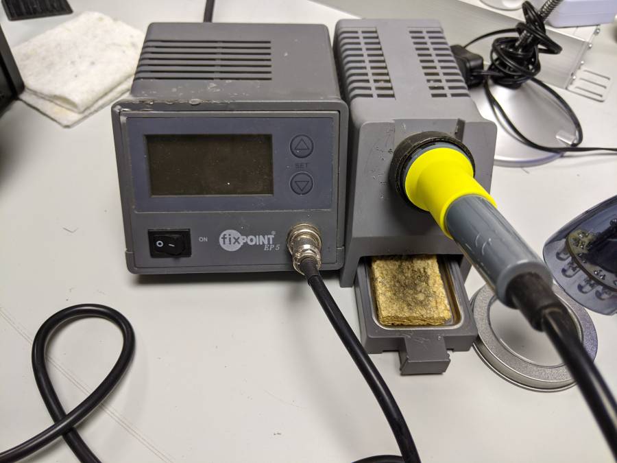 loetstation.jpg loetstation.jpg